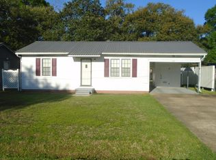 611 Ida St, Eunice, LA 70535