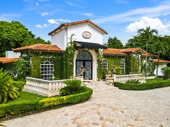 5th image of 12300 Old Cutler Rd