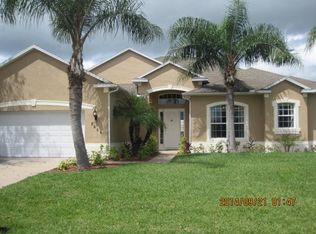 2606 Palm Lakes Ave, Fort Pierce, FL 34981