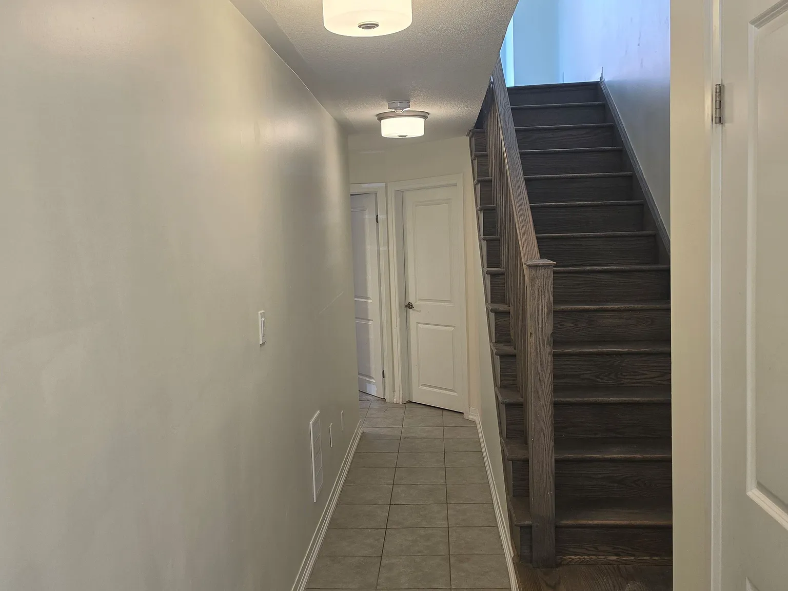 4 bed, $2,350 — Photo 2