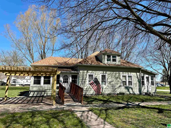 403 E 3rd St, Fonda, IA 50540