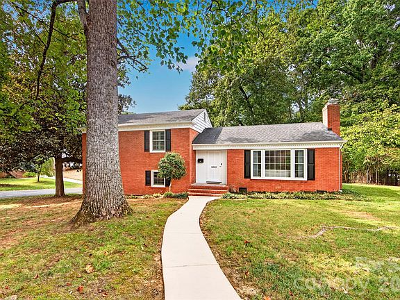 4th image of 3022 Finley Pl