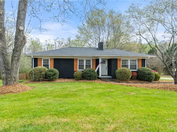 6288 State Highway 87 N, Gibsonville, NC 27249