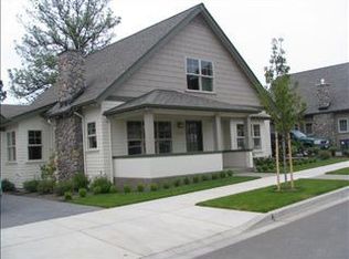 885 Meadow Butte Loop, Eugene, OR 97401