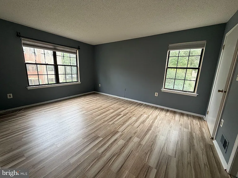 8 Joyner Ct — Photo 14