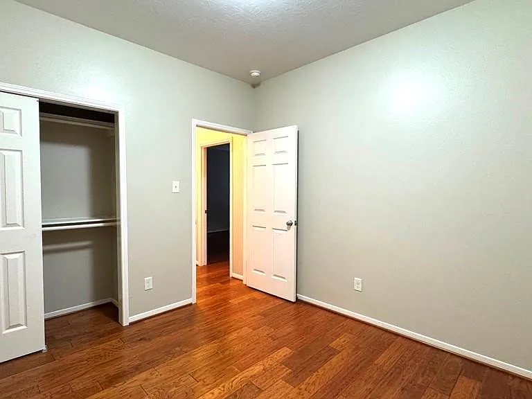 8923 Willow Wind Ln — Photo 12