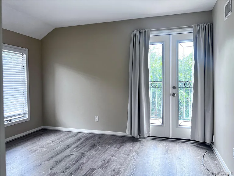 5710 253rd St — Photo 11