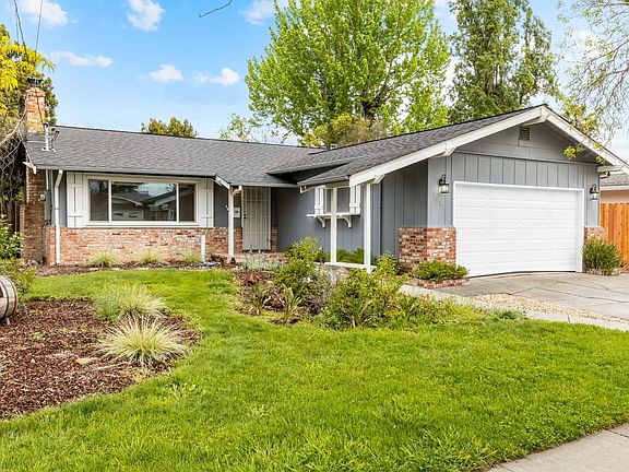 3rd image of 1400 El Capitan Way