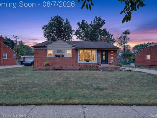 30355 W Chicago St, Livonia, MI 48150