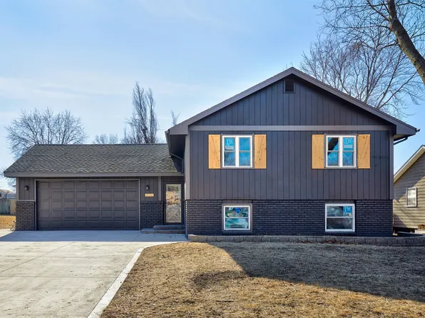 1407 E Detroit Ave, Indianola, IA 50125