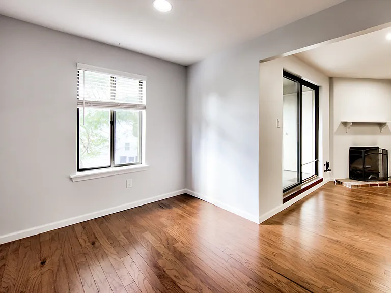 411 W Conestoga Rd #27 — Photo 6