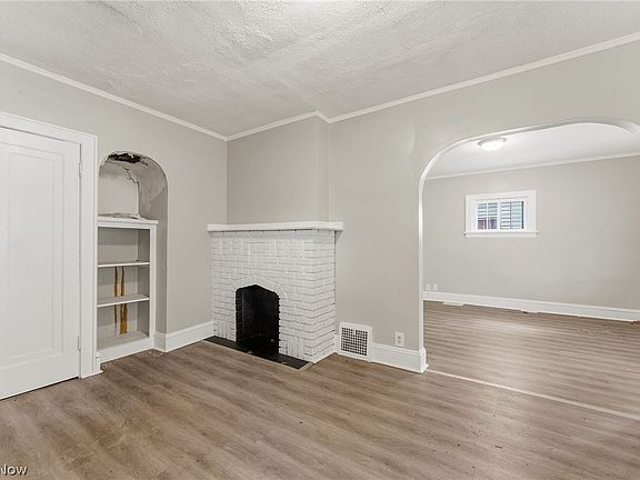 5th image of 974 Lovers Ln