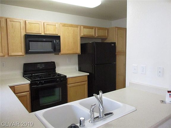 3rd image of 9210 Hollander Ave #0