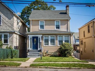 61 Clark St, Yonkers, NY, 10704