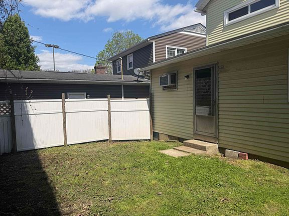 4th image of 53 Rebecca St