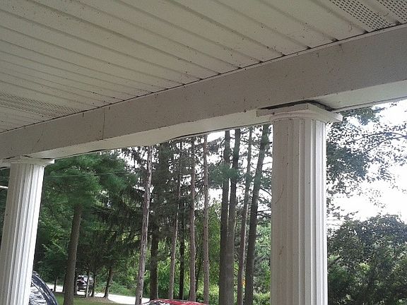 Front Porch (needs minor repairs)