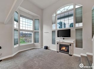 6581 Whispering Loop #B, Anchorage, AK 99504