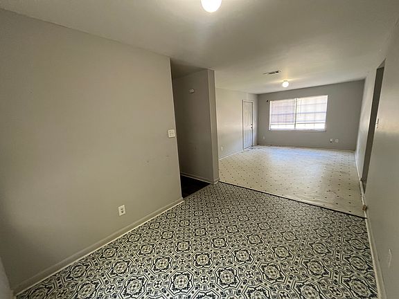 2nd image of 209 Ansley Drive Ext #32-43