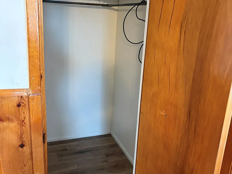 604 Steakley St — Photo 11