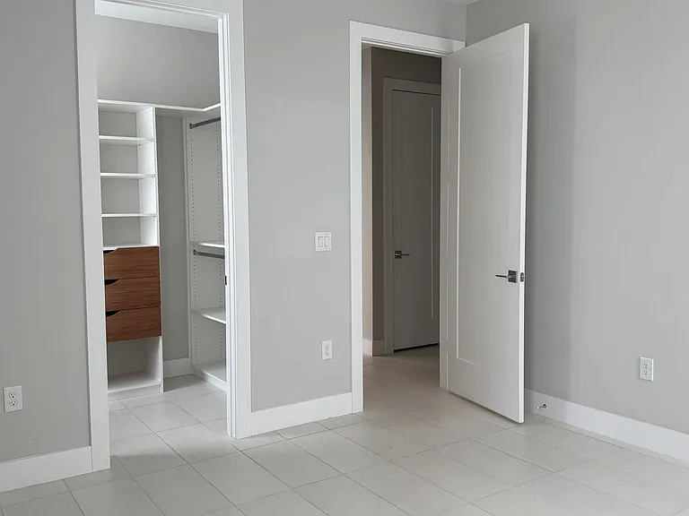 7744 Sandhill Lake Dr — Photo 23