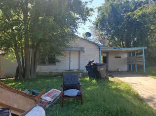 724 E Walker St, Denison, TX 75021