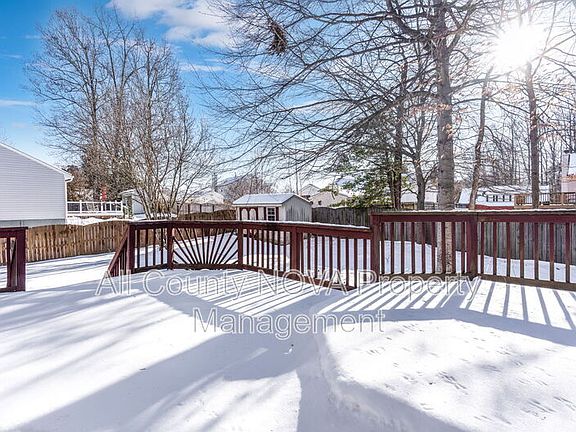 3rd image of 10504 Westfield Ln