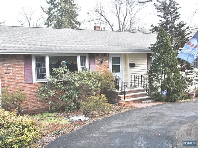 1st image of 168 S Franklin Tpke