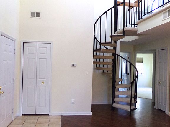 3rd image of 1611 Airy Hill Ct #9F