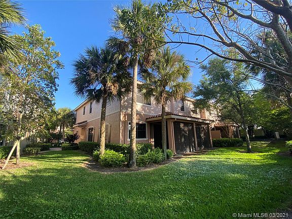 2nd image of 127 W Riverwalk Cir W #127