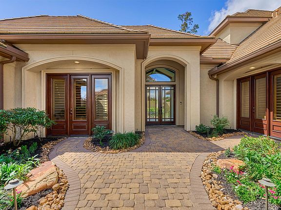 4th image of 25 Post Shadow Estate Dr