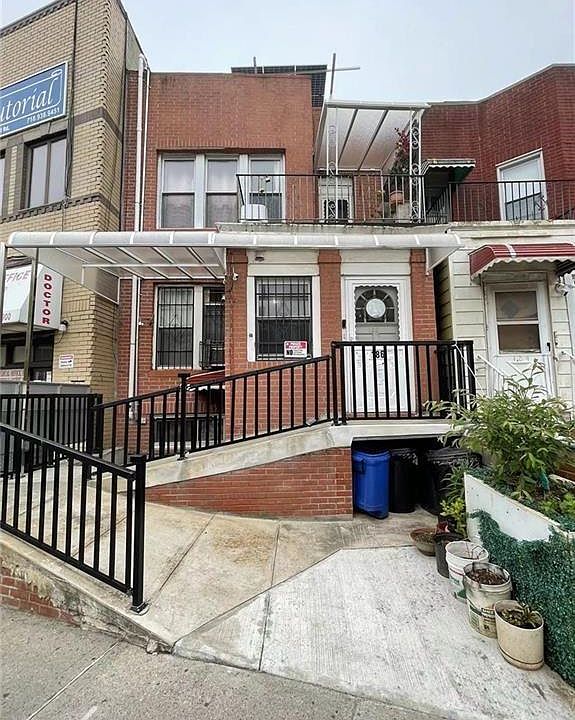 1st image of 186 Dahill Rd