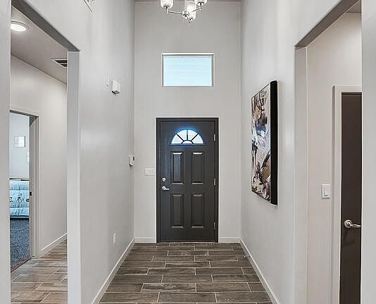 2nd image of 600 Paseo Modesto Dr