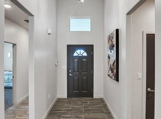 216 Farnborough St, El Paso, TX 79928