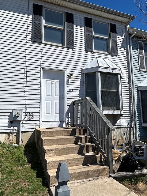 1st image of 124 Whitburn Pl
