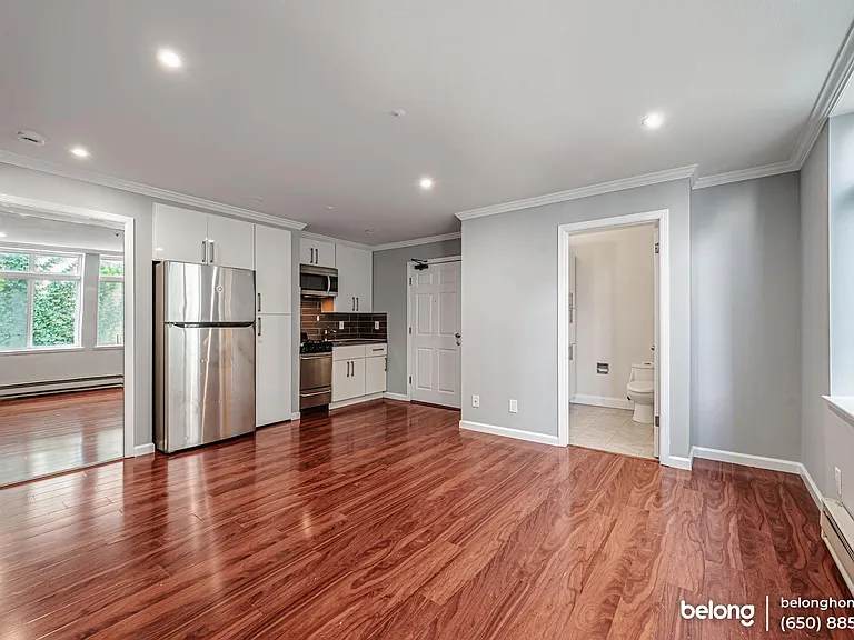 195 7th St #301 — Photo 9