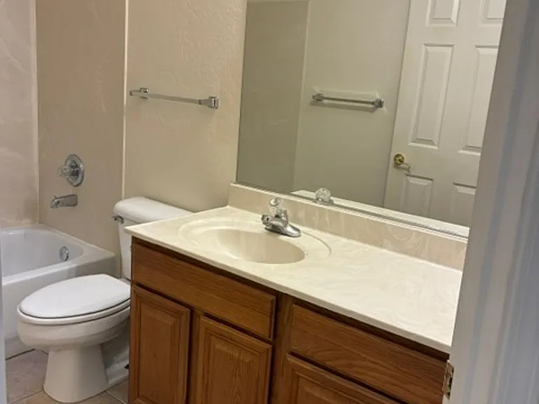 1119 Leaf Ln — Photo 17