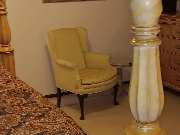 Master Bedroom Sitting Area