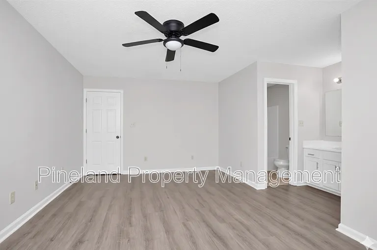 501 Camden Rd — Photo 12