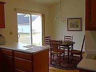5th image of 605 Fenview Dr #605