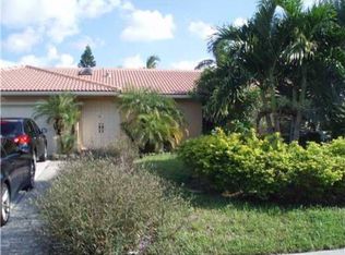 1120 NW 95th Ave, Plantation, FL 33322