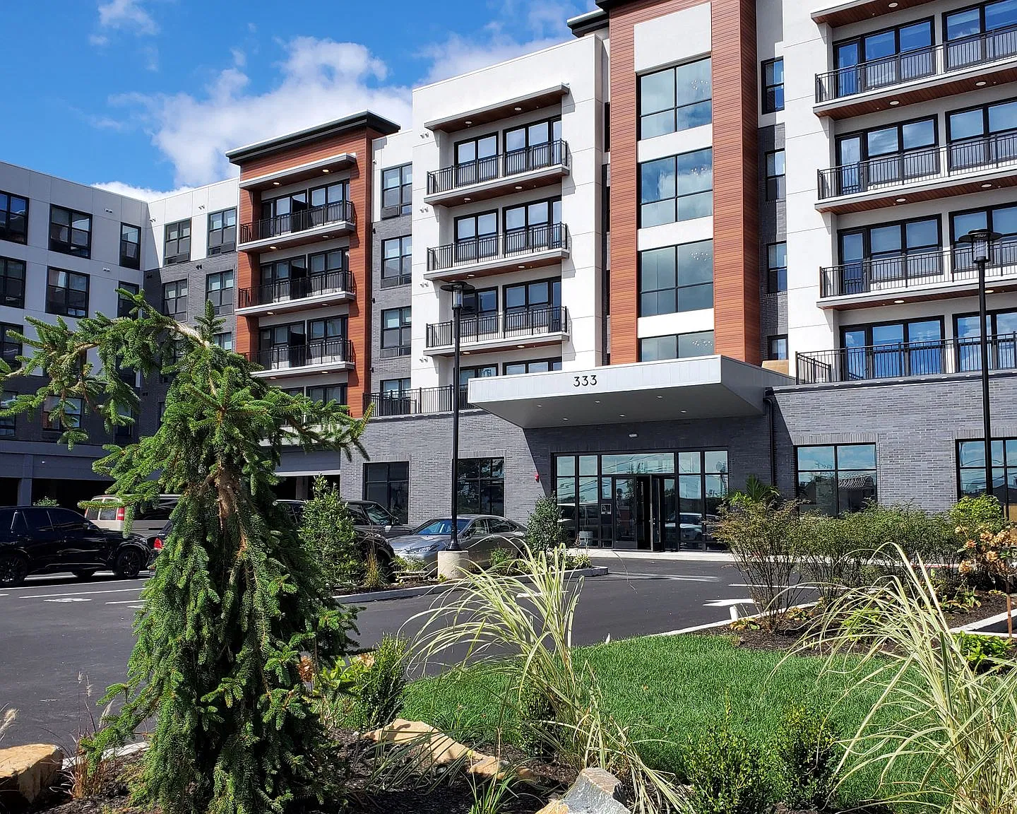 The Meadowside — Photo 1