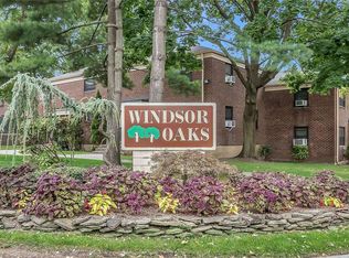 219-30 74th Ave, Oakland Gardens, NY 11364
