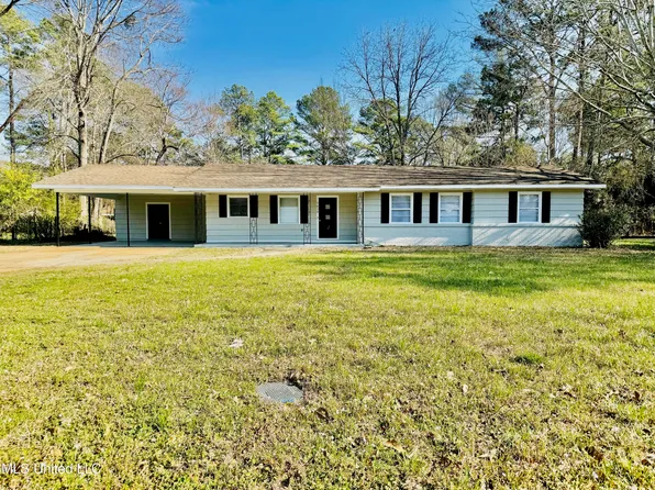 5838 Canton Park Dr, Jackson, MS 39211