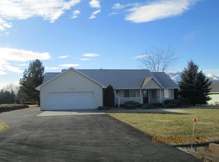 223 Carriage Rd, Hamilton, MT 59840