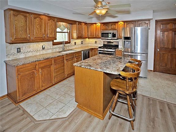 2nd image of 109 Penn Woods Ct
