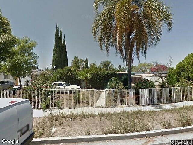 1st image of 20611 Lemay St