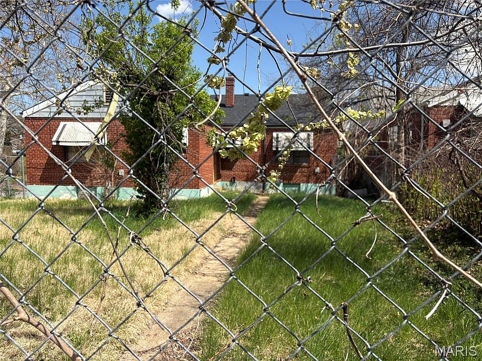 2nd image of 8459 Newby St