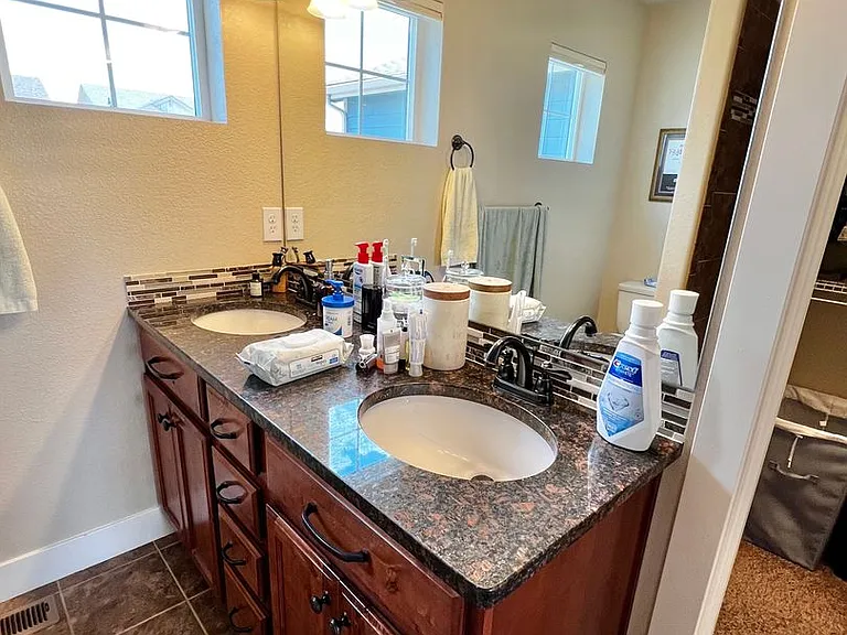2250 Sherwood Forest Ct — Photo 10