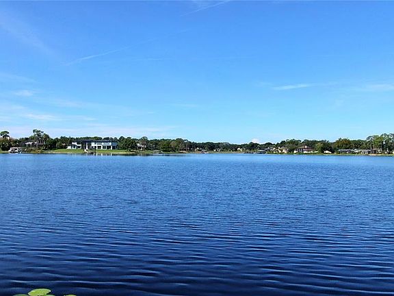 5th image of Lake Markham Rd