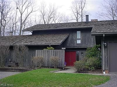 1st image of 590-16 Russet Woods Ln #19A